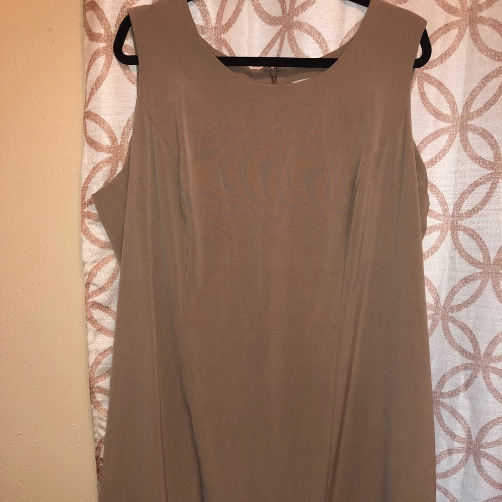 Stretch sheath dress